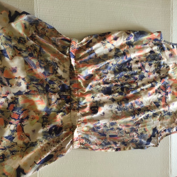 W118 by Walter Baker JUMPER SHORTS SIZE MEDIUM - Picture 5 of 5